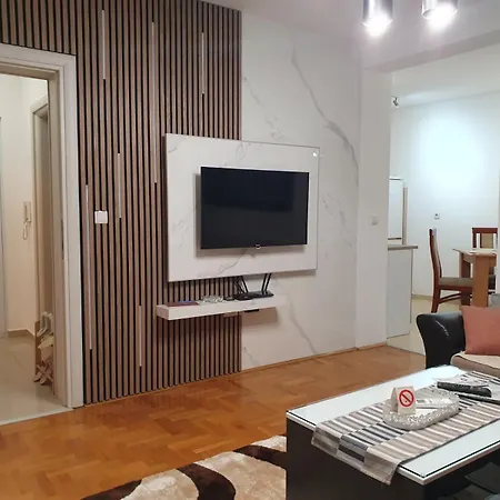 Apartman River