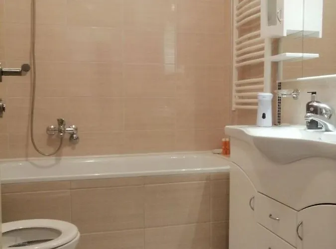 River Апартаменты *