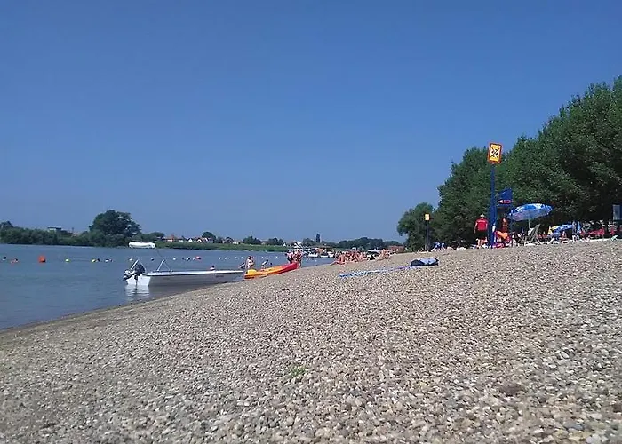 Апартаменты River