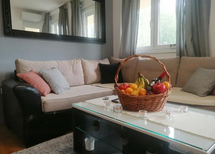 Апартаменты River *